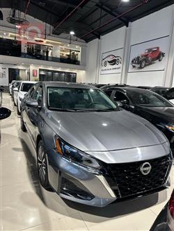 نیسان ئەلتیما